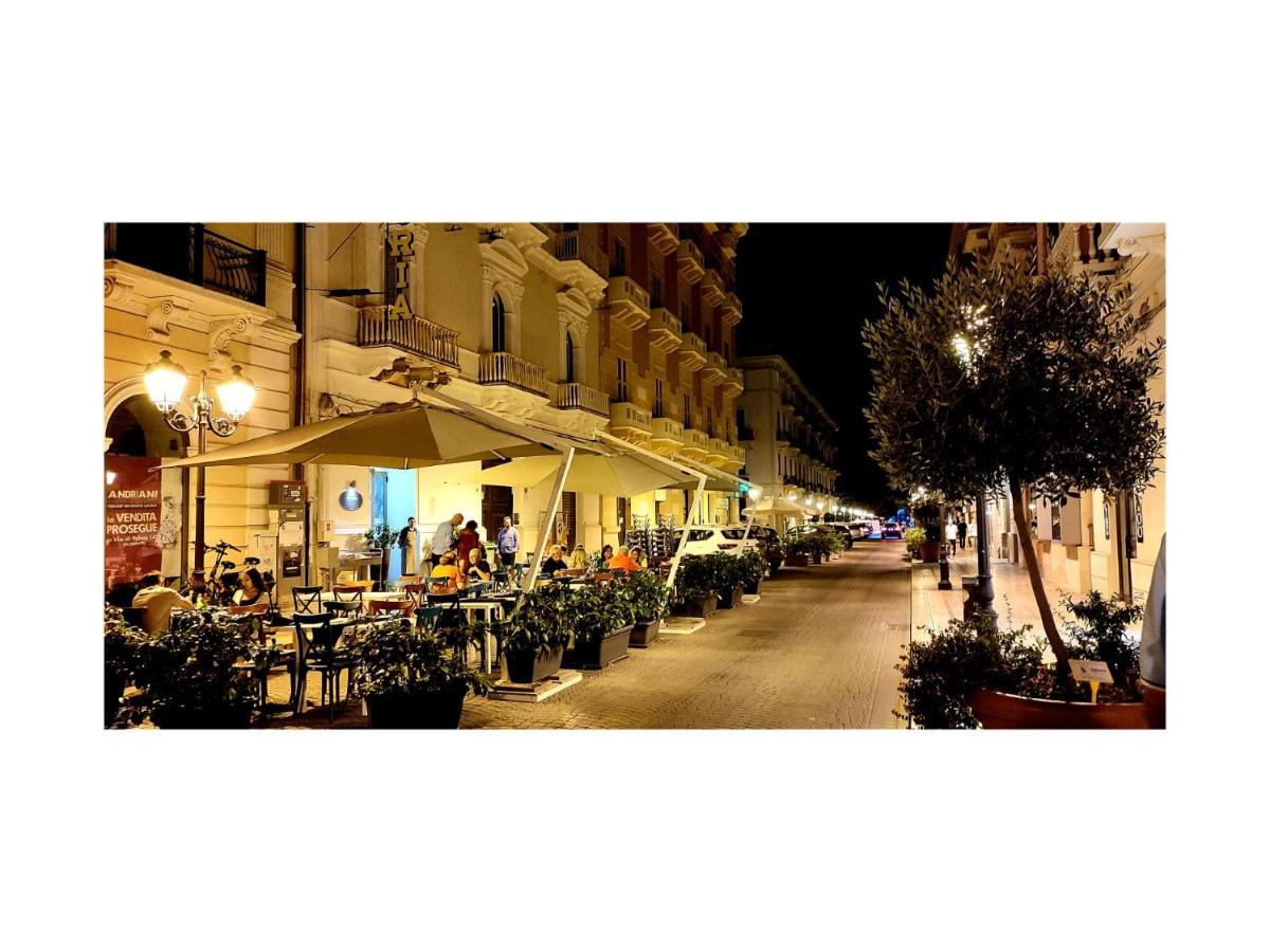La Suite Di Flori Taranto Esterno foto